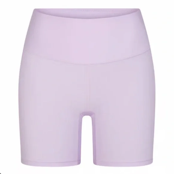 NWT Skims Fits Everybody High Waisted Short COLOR L - Picture 1 of 5